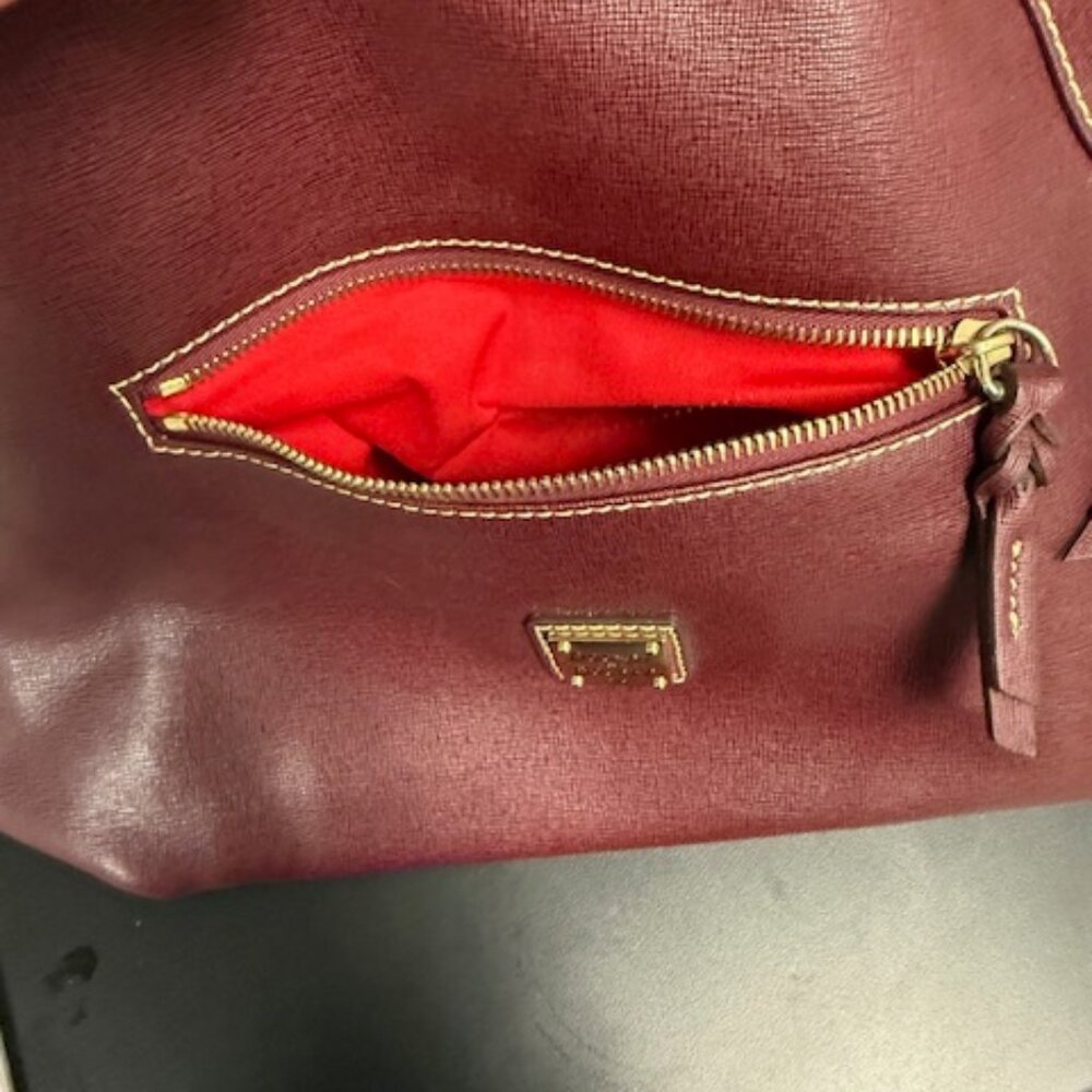 Dooney & Bourke Burgundy Leather Tote Shoulder Bag - Picture 6 of 8